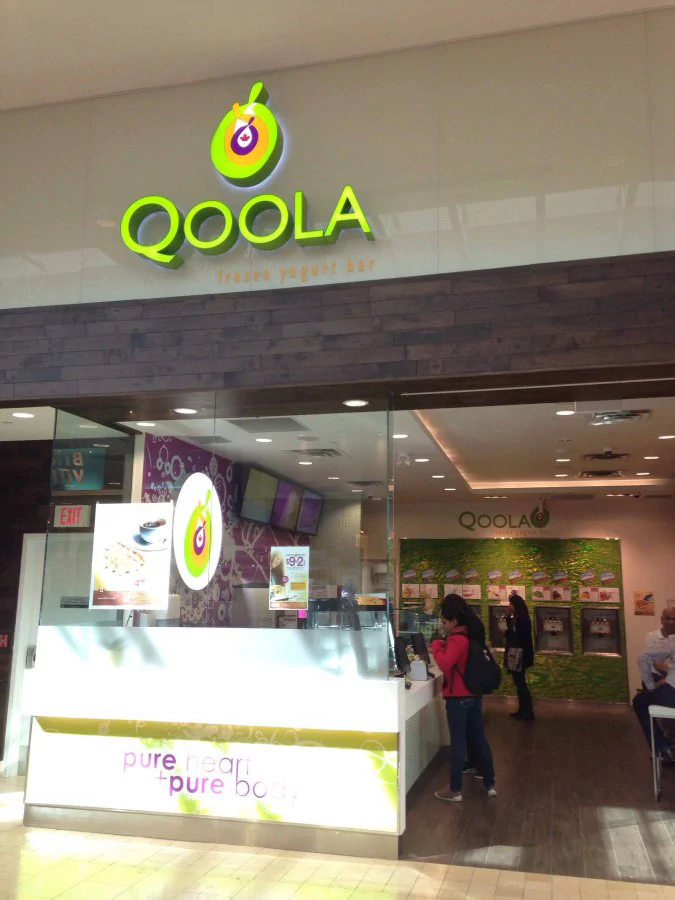 Qoola Frozen Yogurt Bar